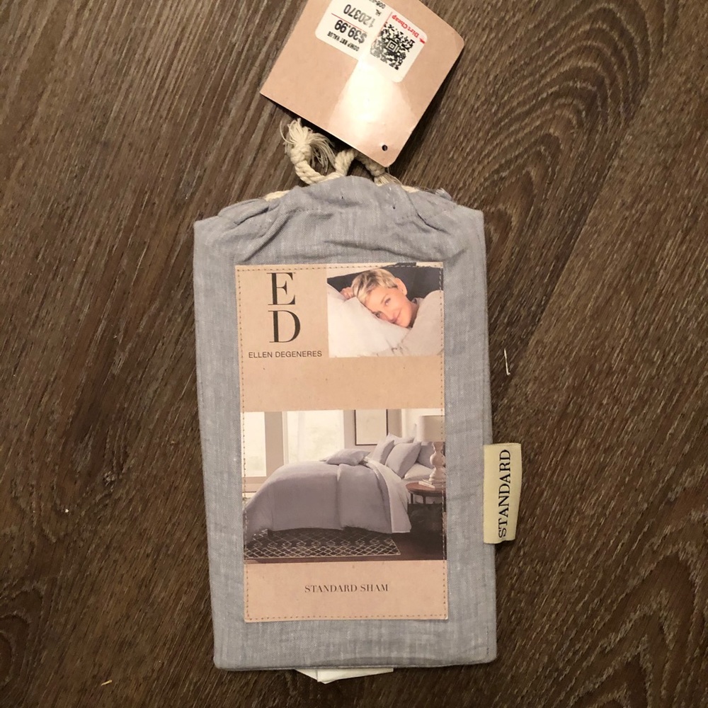 Ellen DeGeneres standard sham blue wash